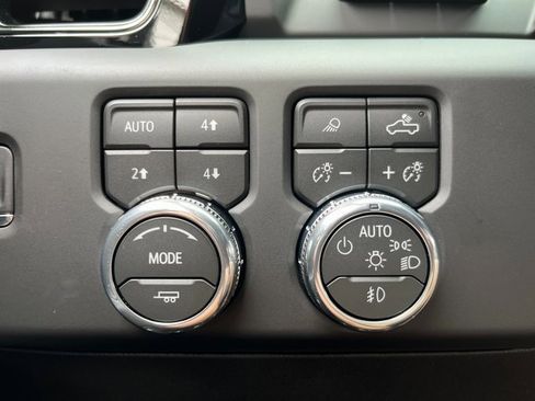 New 2026 GMC Sierra 3500 AT4 w/ AT4 Premium Plus Package image 18