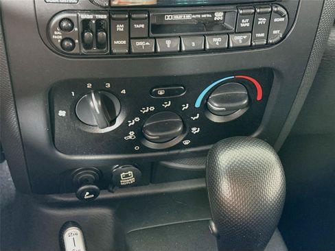 Used 2002 Jeep Liberty Sport AWD/4WD image 7