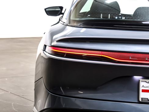 Used 2024 Lucid Air Touring image 15