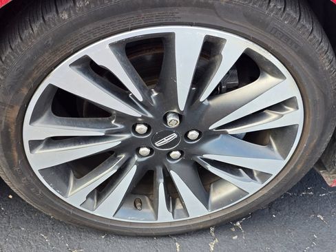 Used 2020 Lincoln MKZ Reserve w/ Elements Package AWD/4WD image 16