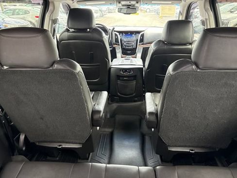 Used 2015 Cadillac Escalade ESV Premium AWD/4WD image 33