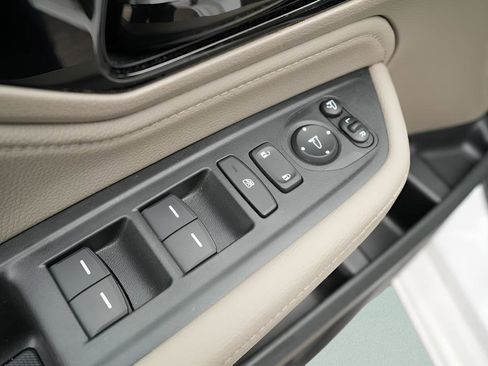 Used 2023 Honda Odyssey Elite image 28