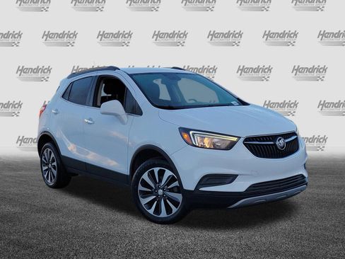 Used 2022 Buick Encore Preferred w/ Safety Package image 2