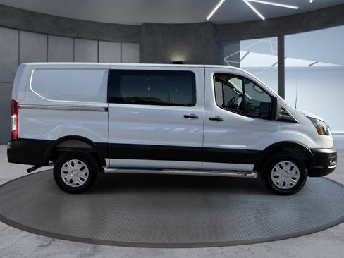 Used 2025 Ford Transit 250 Low Roof w/ Exterior Upgrade Package RWD image 7