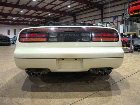 Used 1993 Nissan 300ZX Convertible RWD image 7