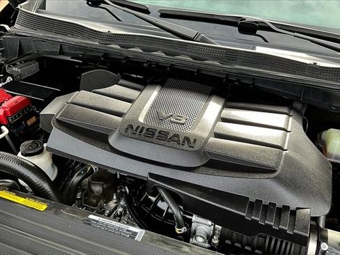 Used 2023 Nissan Titan PRO-4X w/ Pro-4x Convenience Package image 35
