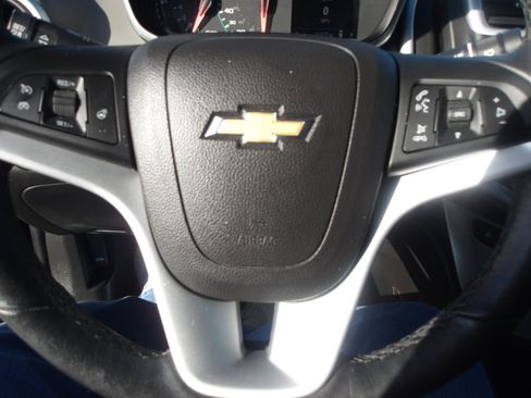 Used 2020 Chevrolet Sonic LT w/ Convenience Package image 20