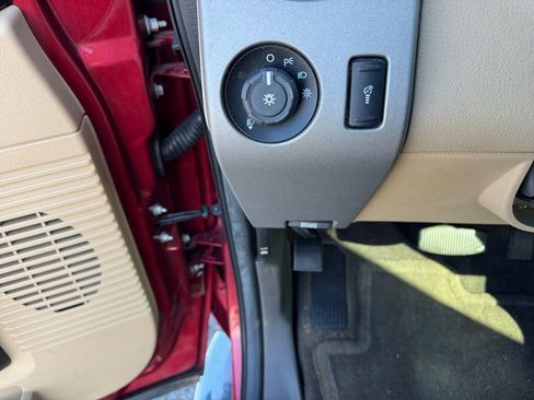 Used 2016 Ford F250 Lariat w/ Lariat Ultimate Package image 19