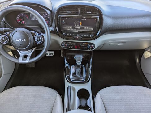 Used 2022 Kia Soul S FWD image 33