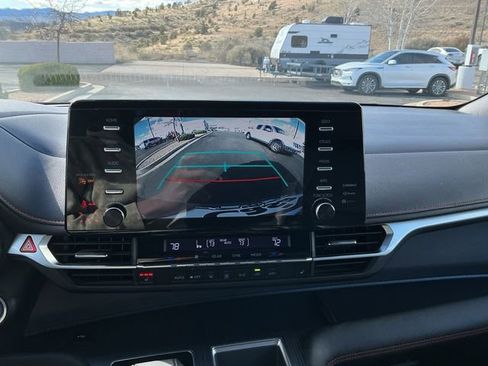 Used 2022 Toyota Sienna XSE image 30