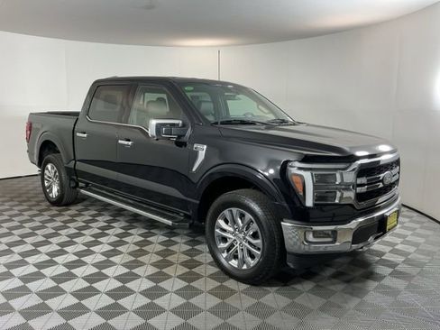Used 2024 Ford F150 Lariat w/ Tow/Haul Package AWD/4WD image 3