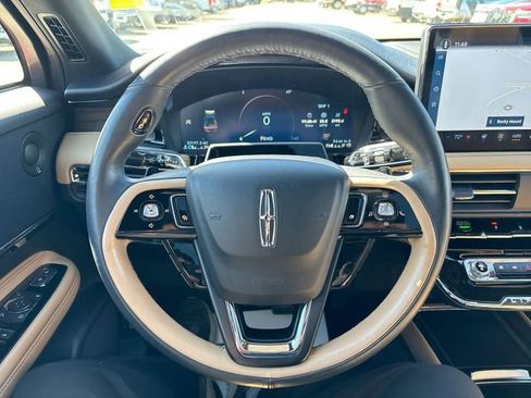 Used 2023 Lincoln Corsair Reserve w/ Equipment Group 202A image 34