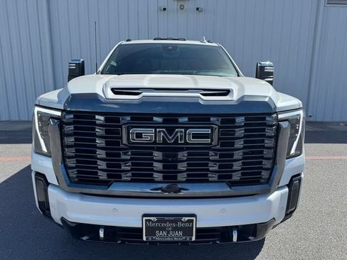Used 2024 GMC Sierra 2500 Denali Ultimate AWD/4WD image 13