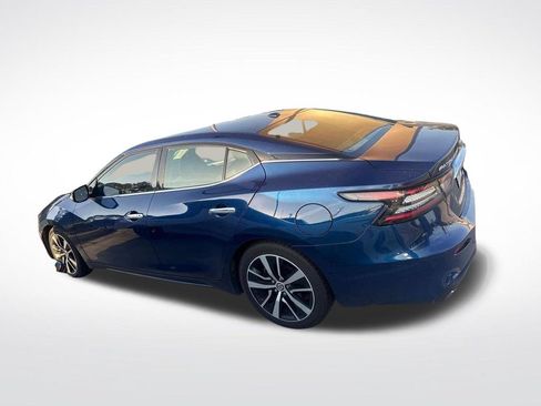 Used 2022 Nissan Maxima SV w/ Floor Mat Group FWD image 9