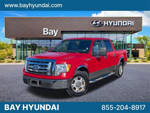 Used 2010 Ford F150 XLT image 1