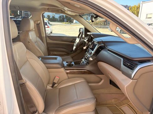 Used 2018 Chevrolet Tahoe LT image 28