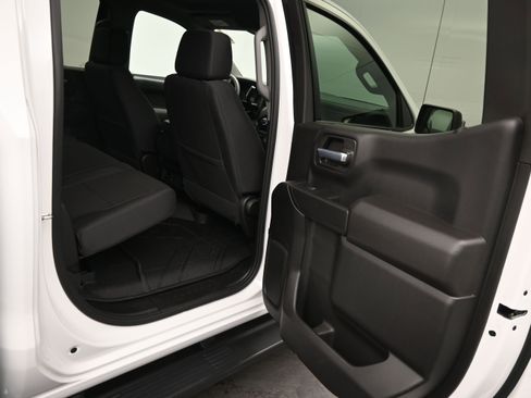 Certified 2026 Chevrolet Silverado 1500 Custom RWD image 12