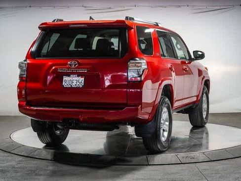 Certified 2022 Toyota 4Runner SR5 image 4