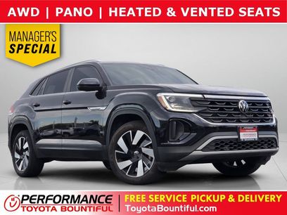 Used 2024 Volkswagen Atlas Cross Sport SE w/ Panoramic Sunroof Package