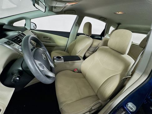 Used 2013 Toyota Prius V Two image 12