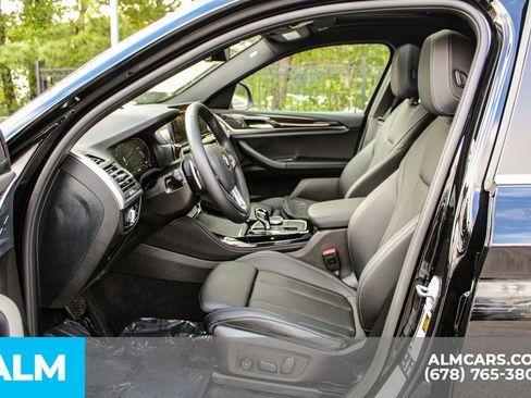 Used 2025 BMW X4 xDrive30i image 17