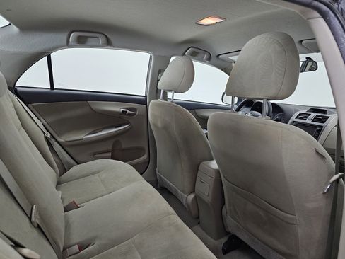 Used 2013 Toyota Corolla LE image 28