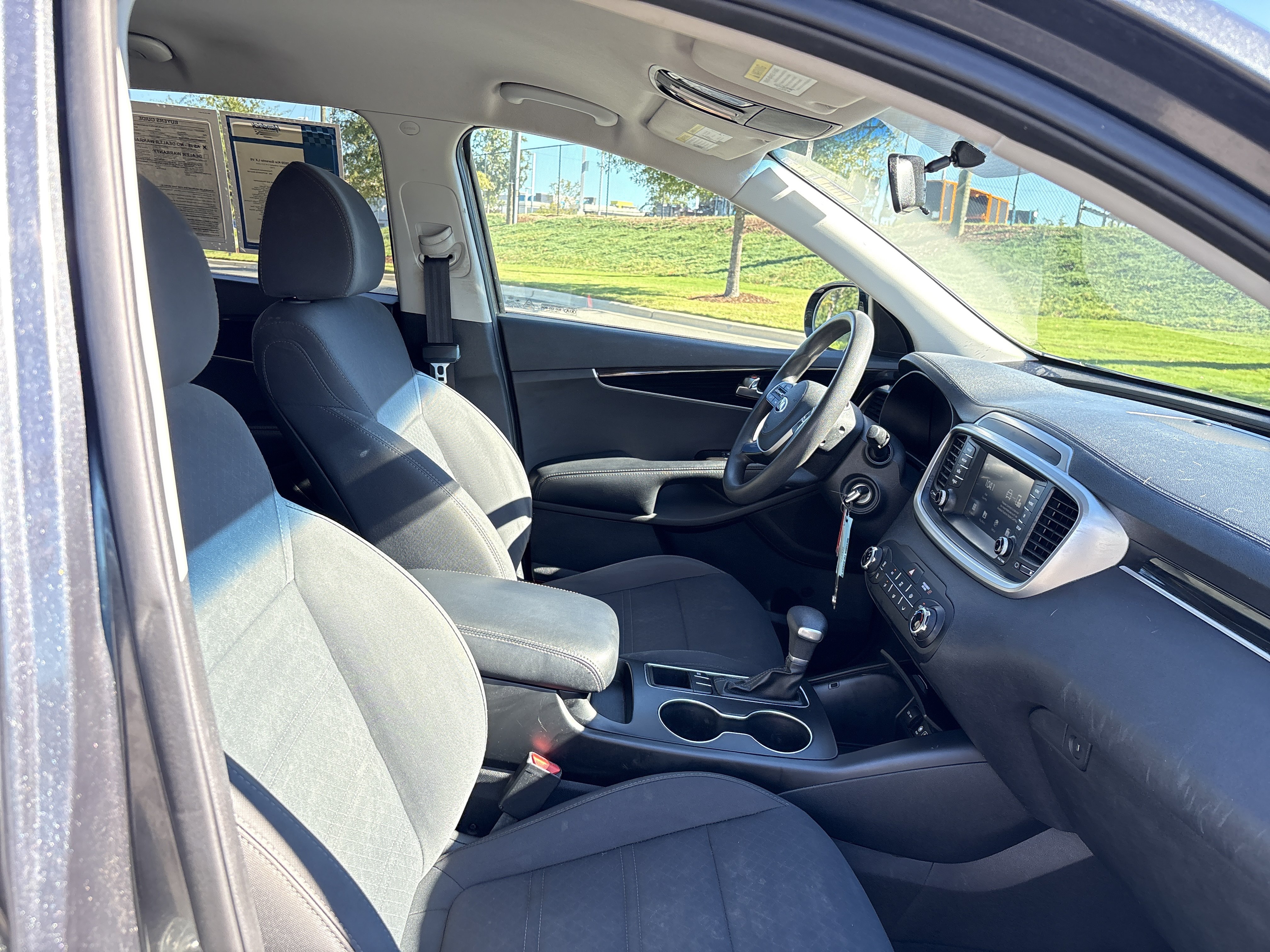 Used 2020 Kia Sorento FWD V6 image 24
