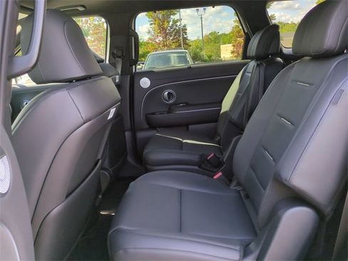 Used 2026 Hyundai Palisade Calligraphy image 13