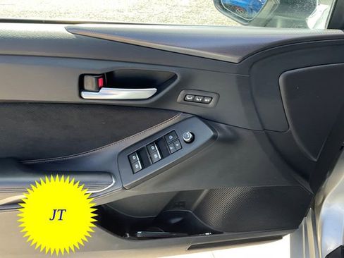 Used 2019 Toyota Avalon Touring image 22