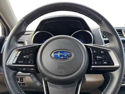 Used 2019 Subaru Outback 3.6R Limited image 19
