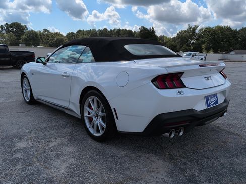 Certified 2024 Ford Mustang GT Premium RWD image 5
