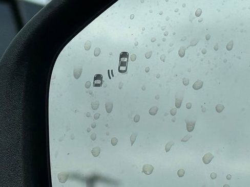 Certified 2023 Ford Explorer XLT w/ Equipment Group 202A image 25