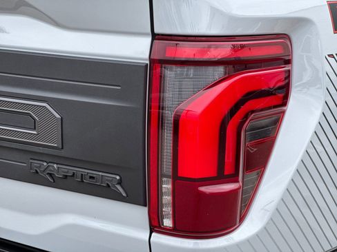Used 2024 Ford F150 Raptor AWD/4WD image 37