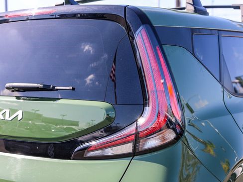 Used 2023 Kia Soul EX image 24
