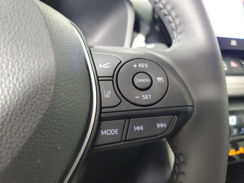 Used 2025 Toyota RAV4 Limited AWD/4WD image 26