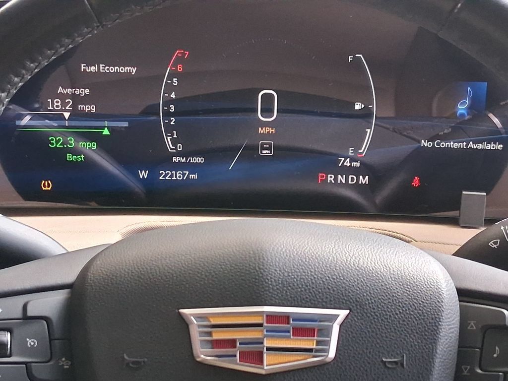 Used 2024 Cadillac XT4 Luxury w/ LPO, Floor Liner Package FWD image 13