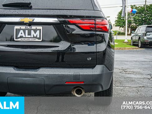 Used 2023 Chevrolet Traverse LT AWD/4WD image 17