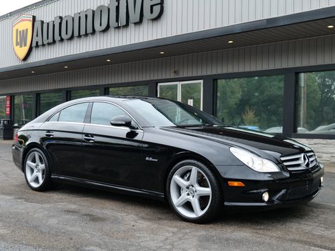 Used 2007 Mercedes-Benz CLS 63 AMG w/ P2 Pkg image 2