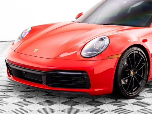 Used 2022 Porsche 911 Carrera image 36