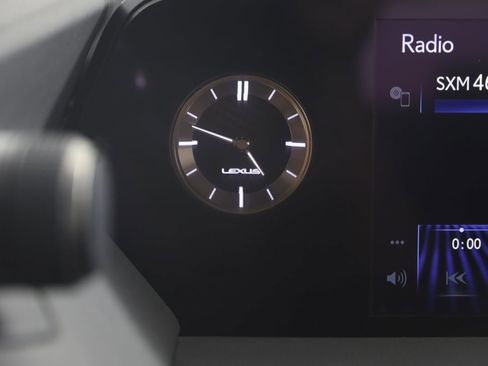 Used 2020 Lexus UX 250h F Sport image 32