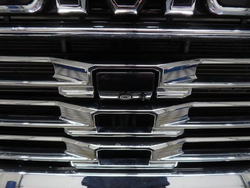 Used 2024 GMC Sierra 3500 Denali w/ Denali Reserve Package image 58