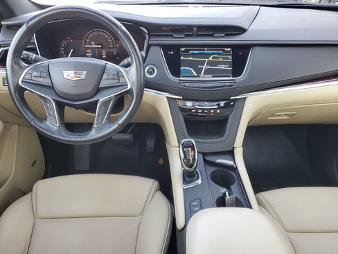 Used 2019 Cadillac XT5 Luxury image 27