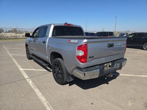 Used 2020 Toyota Tundra SR5 w/ SR5 Upgrade Package AWD/4WD image 2