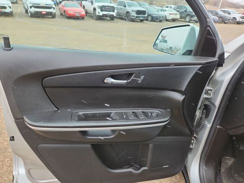 Used 2012 GMC Acadia SLT image 21