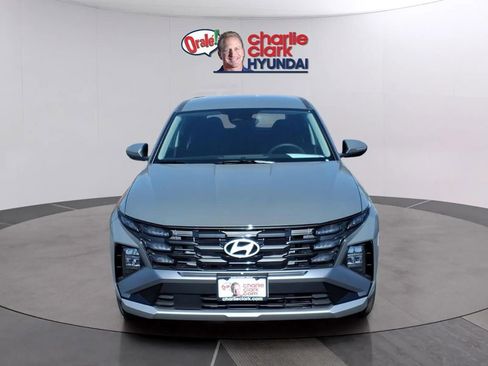 New 2026 Hyundai Tucson SE FWD image 8