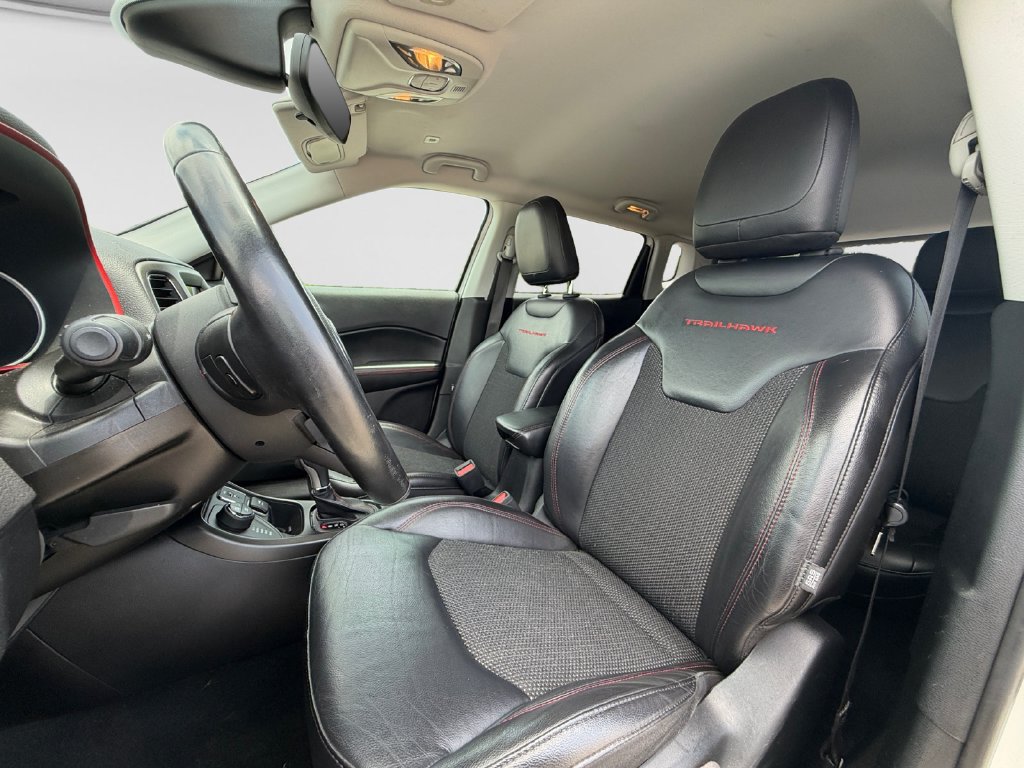 Used 2018 Jeep Compass Trailhawk AWD/4WD image 10