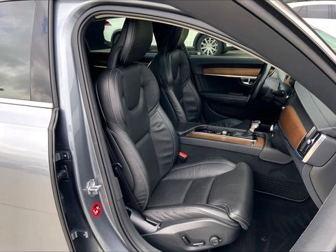 Used 2017 Volvo S90 T6 Inscription w/ Vision Package image 9