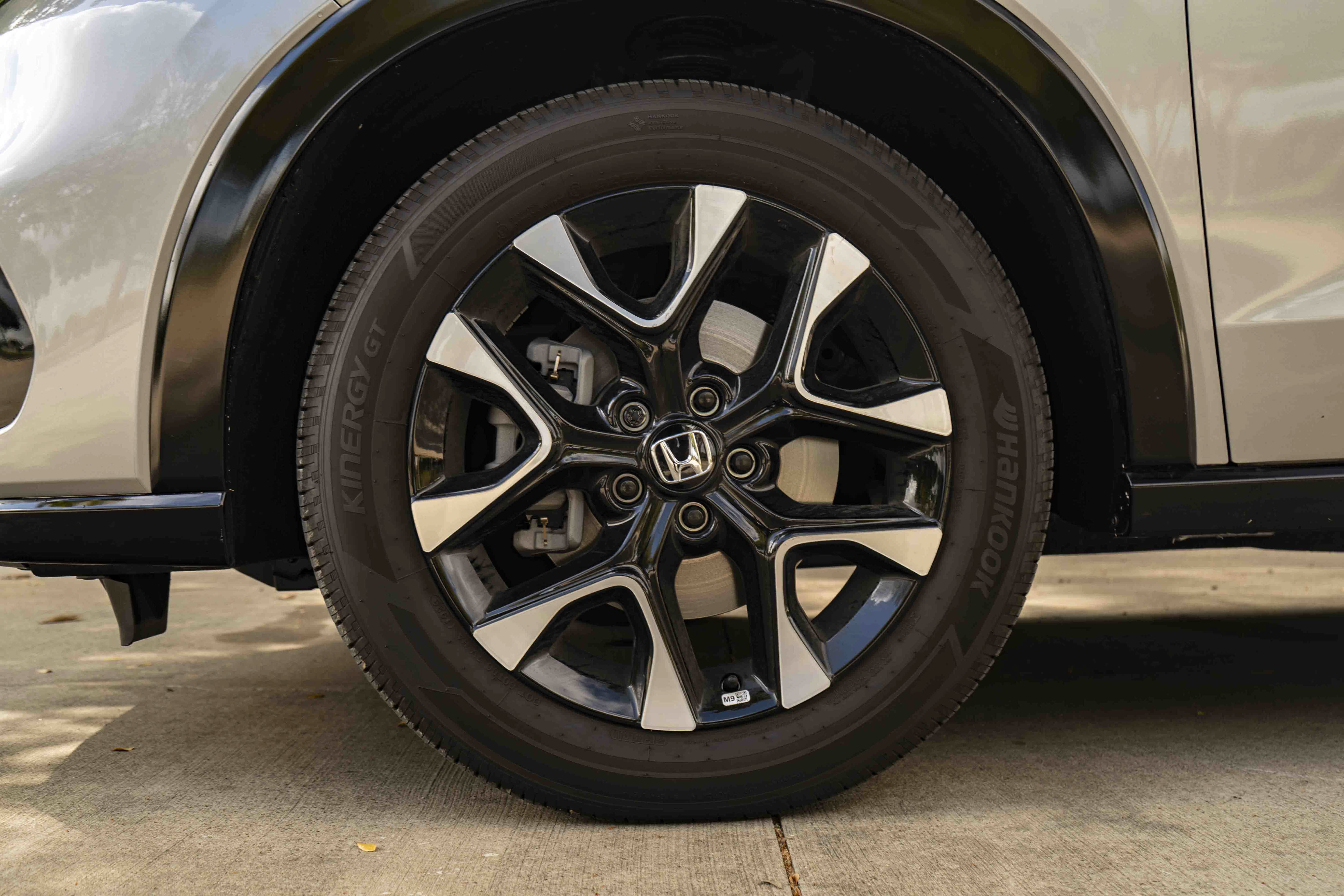 Used 2027 Honda HR-V EX-L image 14