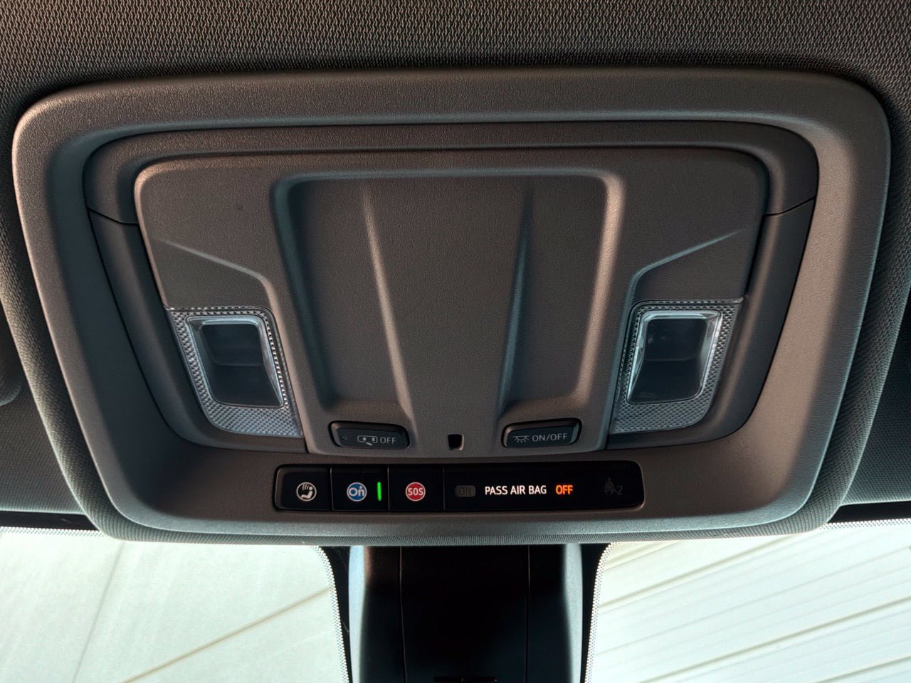 Used 2022 Chevrolet Silverado 1500 Custom w/ Safety Confidence Package RWD image 19