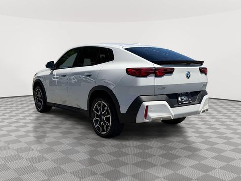 Used 2025 BMW X2 xDrive28i w/ Premium Package AWD/4WD image 7